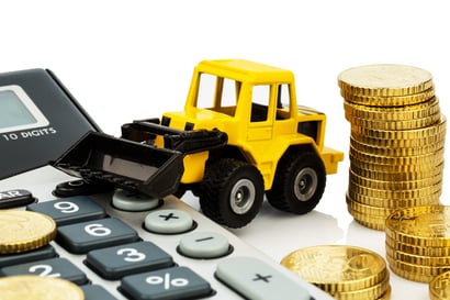 AdobeStock_64087834-calculating construction vehicle costs-SM2 fleet management system